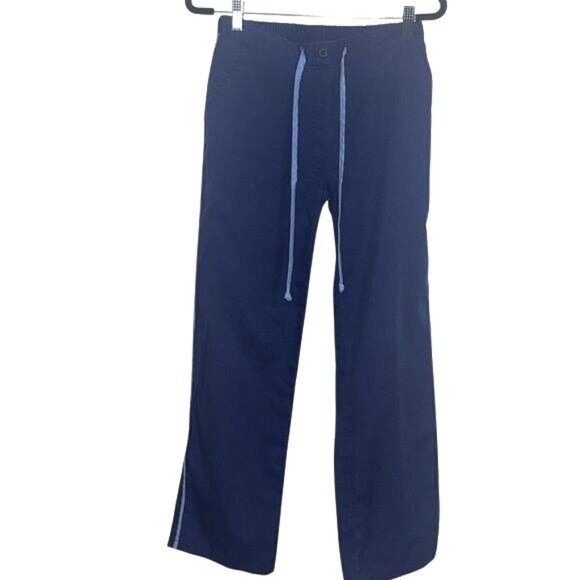Metro Scrubs Navy Blue V-Neck Scrub Set With Light Blue Trim & Drawstring Pants - Picture 6 of 15